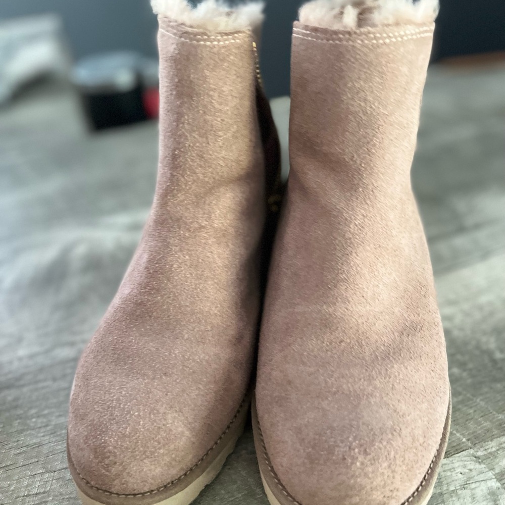 Uggs size 6